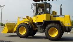 Vm ԗ KOMATSU WA100MzC[[_@xƏ鎖͂Ȃł傤B